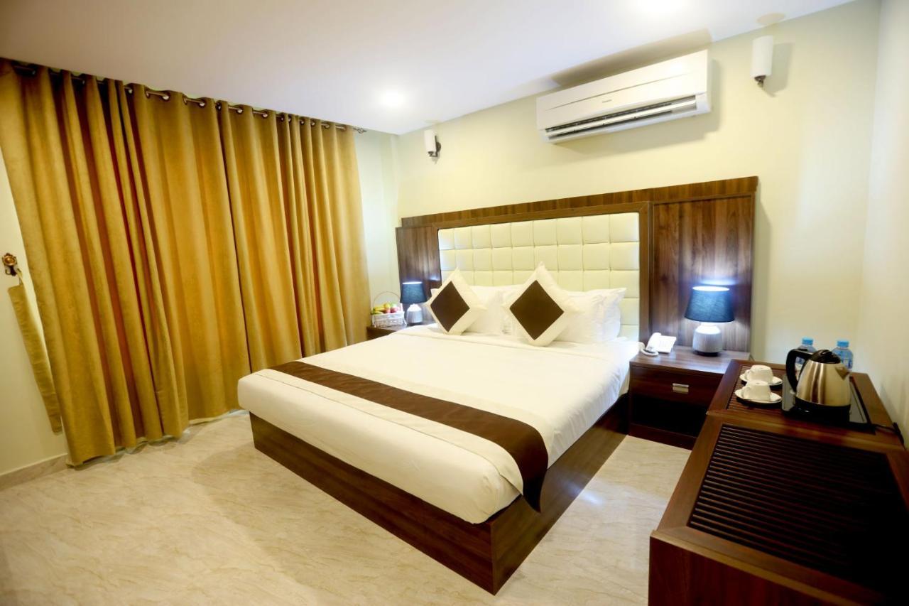 Golden Crown Hotel Alseeb Muscat Exterior foto